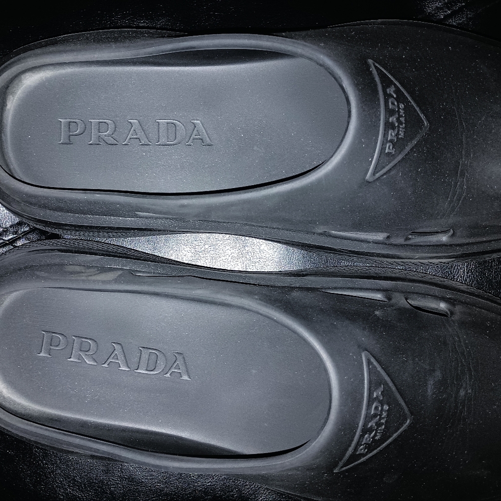 Prada Slides - Picture 2 of 4